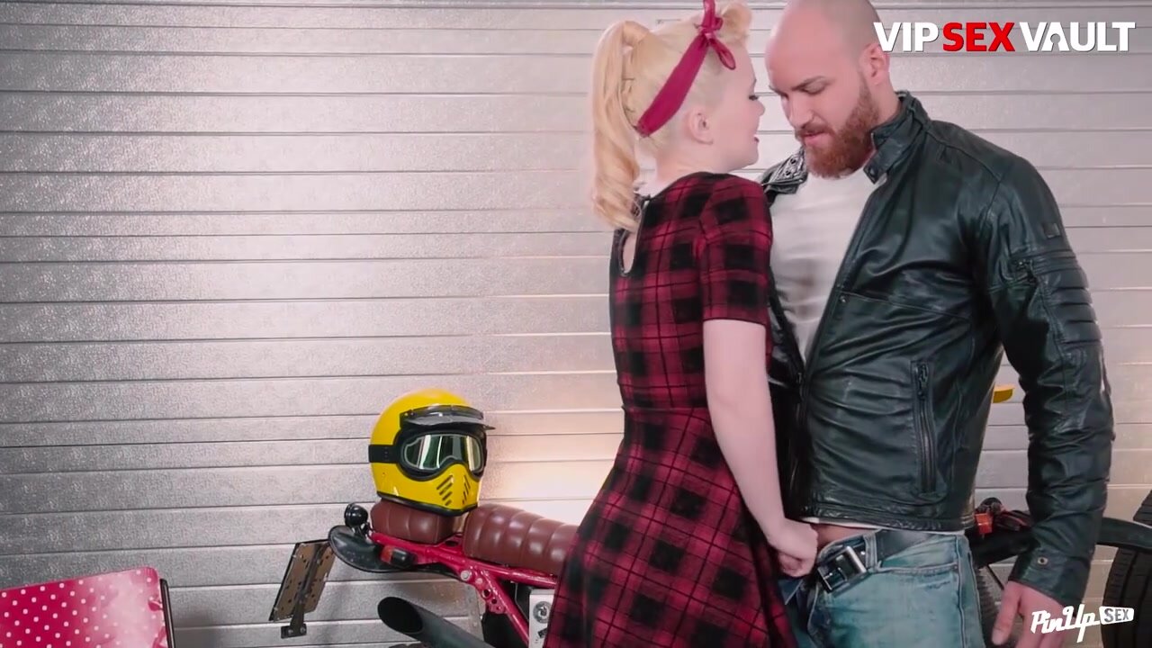 Vip Sex Vault PinupSex Misha Cross Fucks Her Biker Boyfriend At Fapnado