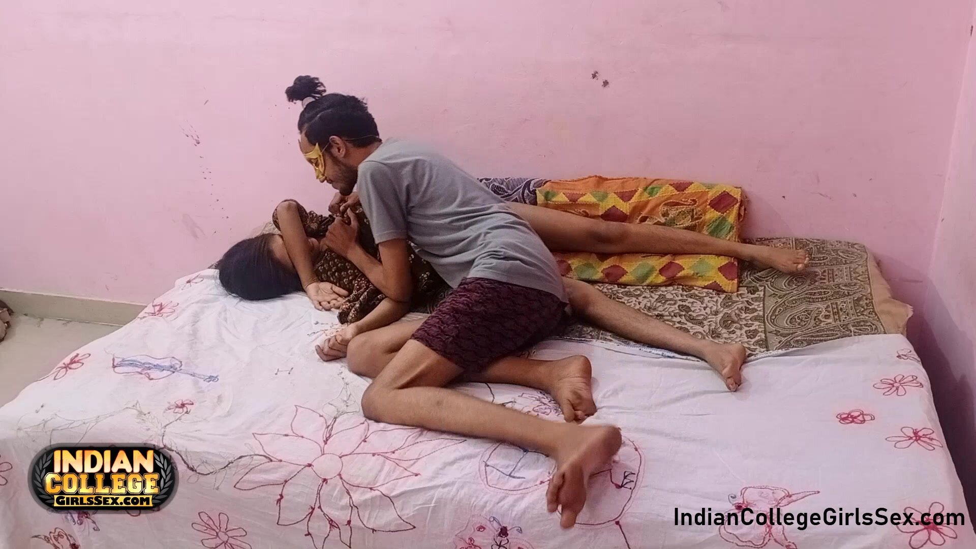Amateur Indian skinny teen get an anal creampie after a hard desi pussy fucking sex at Fapnado photo image