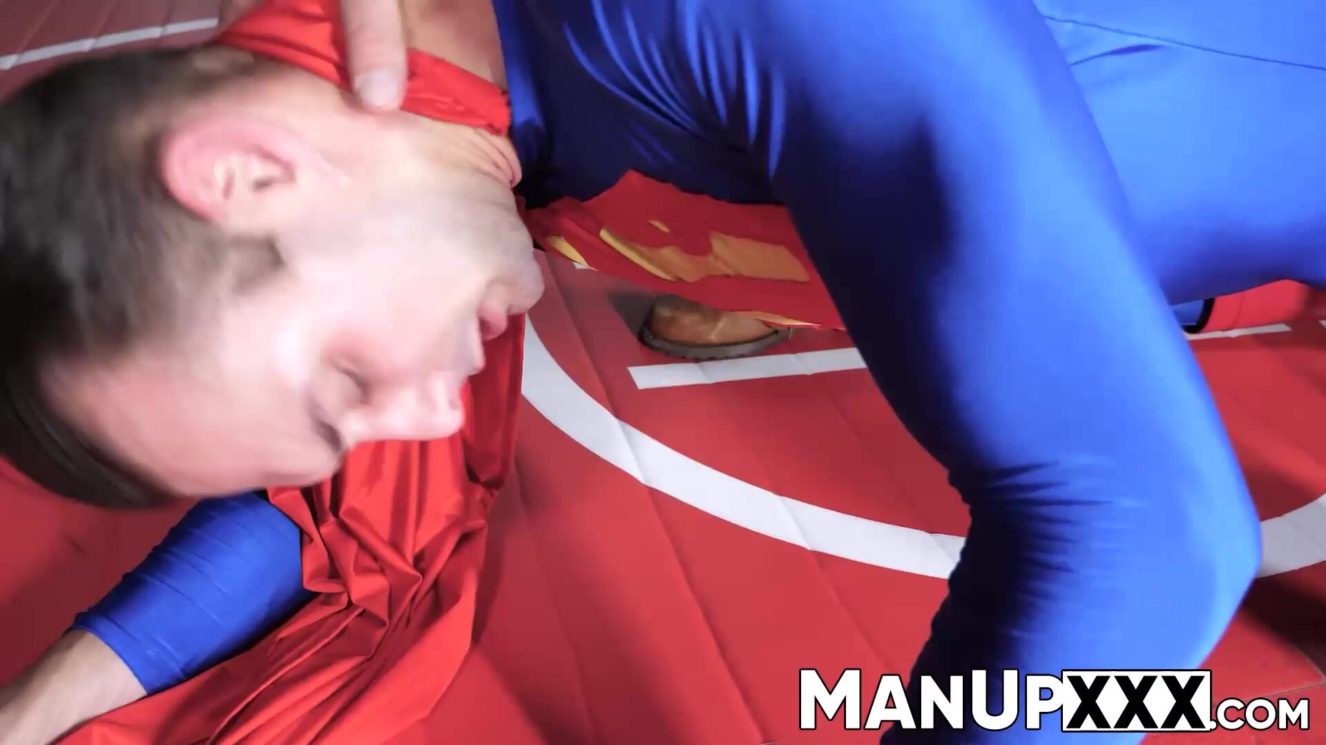 Superman twink gets tackled on the floor and played